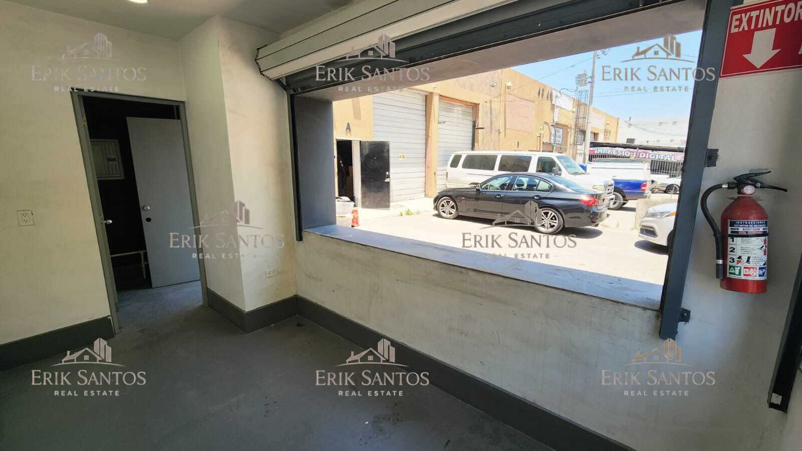 Local Comercial "EN RENTA" de 15M2 en La Mesa