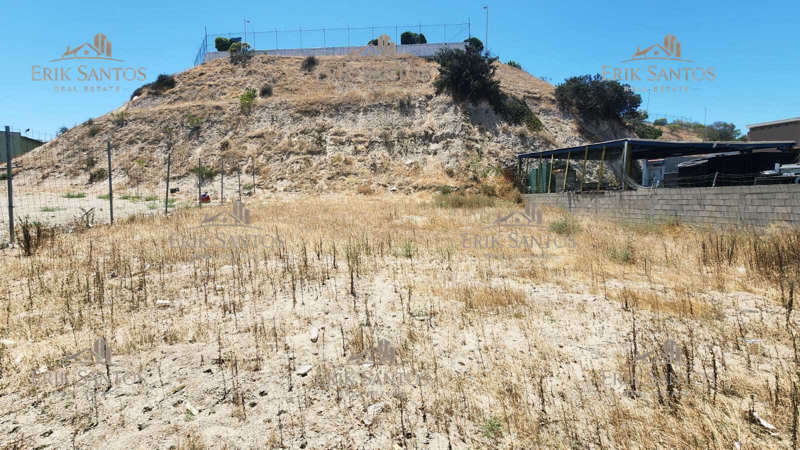 Super Terreno comercial "EN RENTA" de 600M2 en El Pacifico