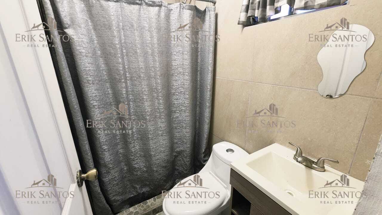 Departamento "EN RENTA" en Fracc. Colinas de Agua Caliente/zona dorada