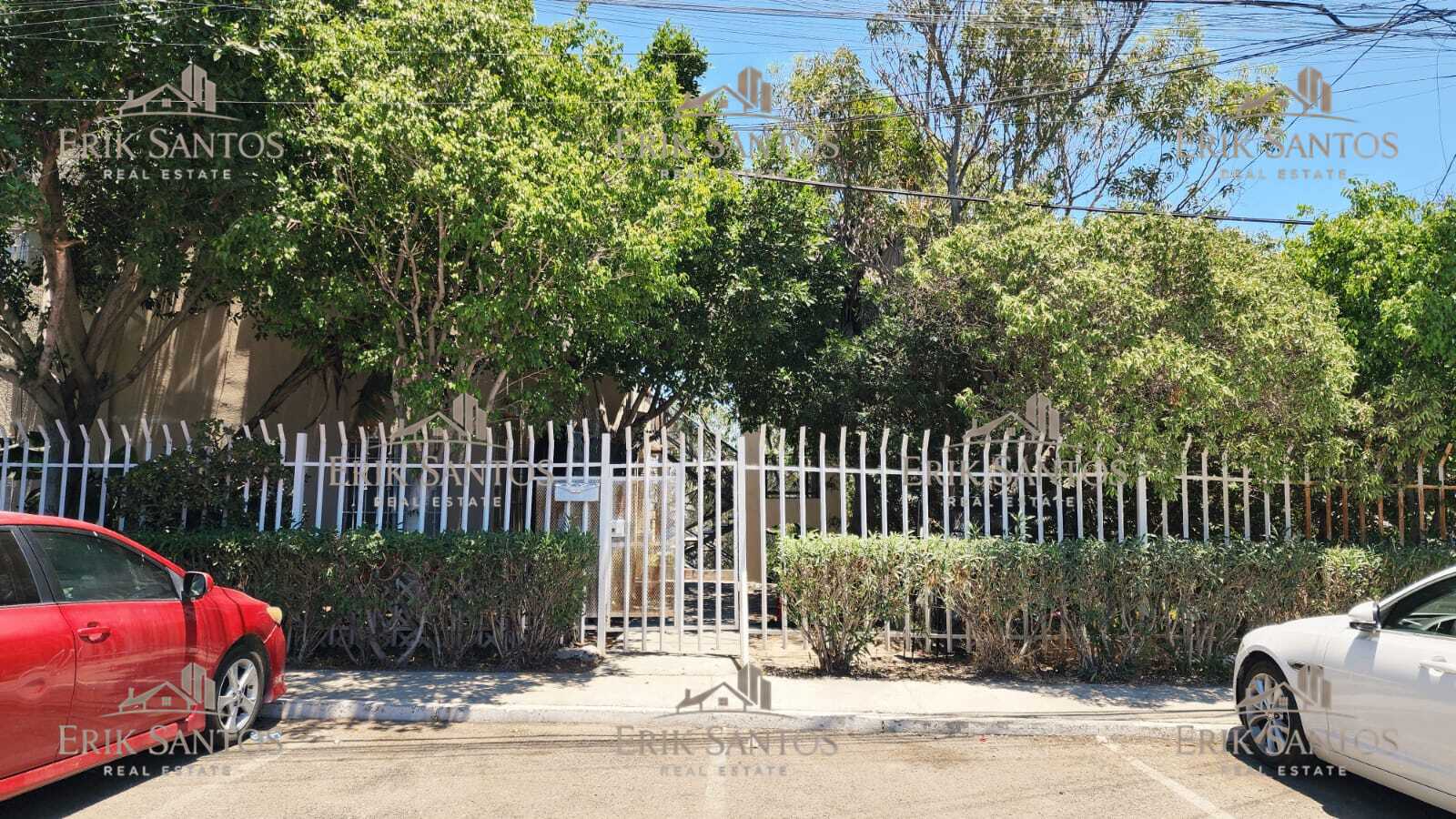 Departamento "EN RENTA" en Fracc. Colinas de Agua Caliente/zona dorada