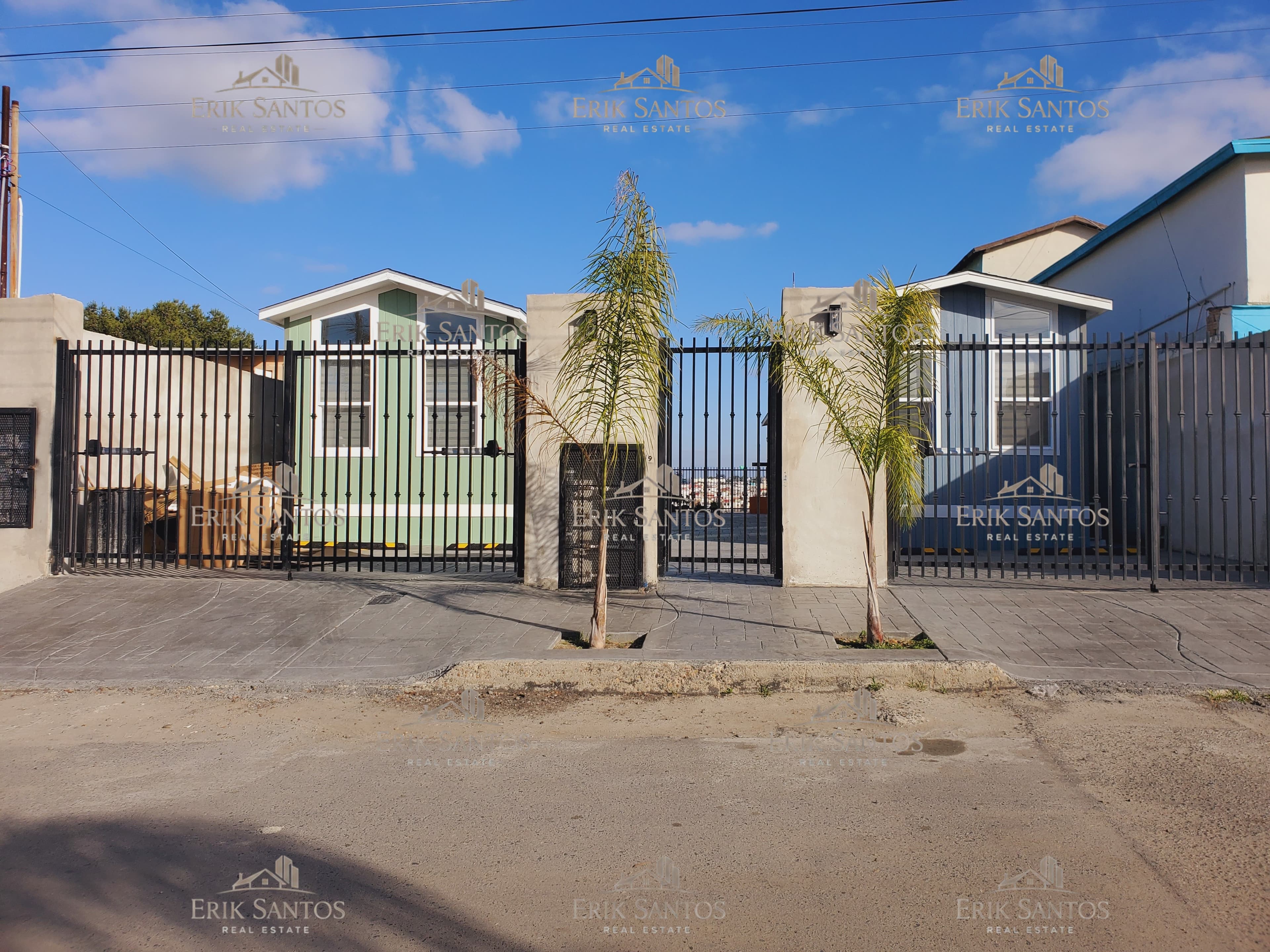 Casa "EN RENTA SEMI ACONDICIONADA" en el fracc. El Mirador