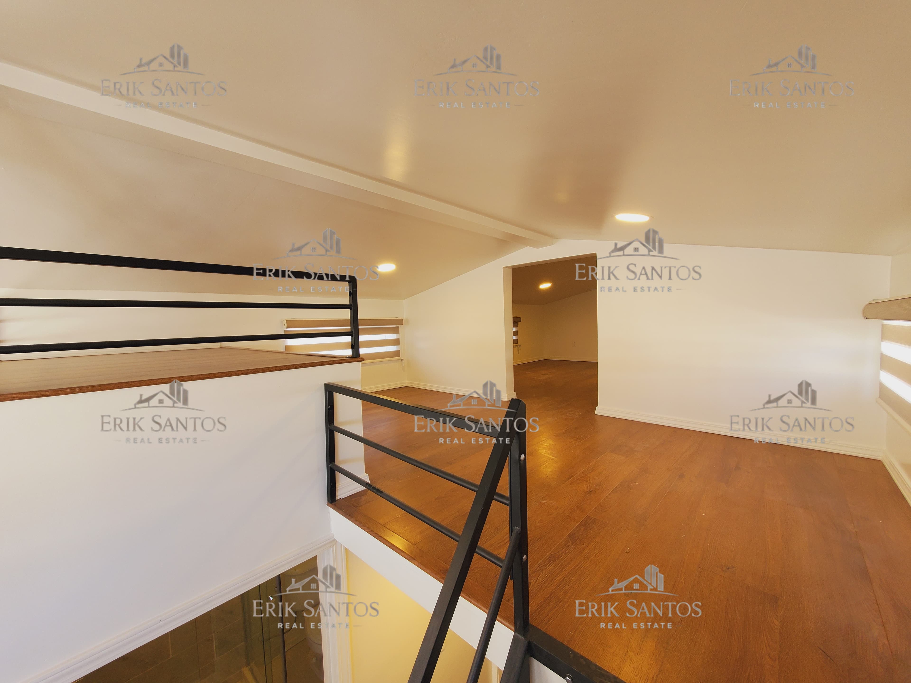 Casa "EN RENTA SEMI ACONDICIONADA" en el fracc. El Mirador