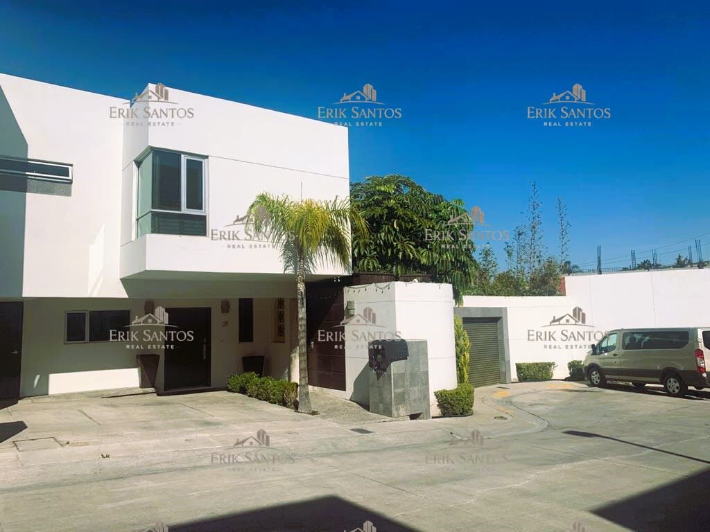 Casa en RENTA en COTO UNO