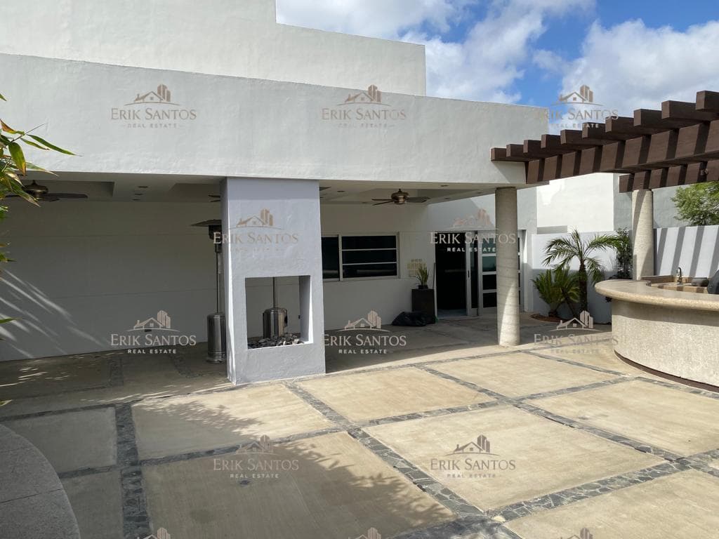 Casa en RENTA en COTO UNO