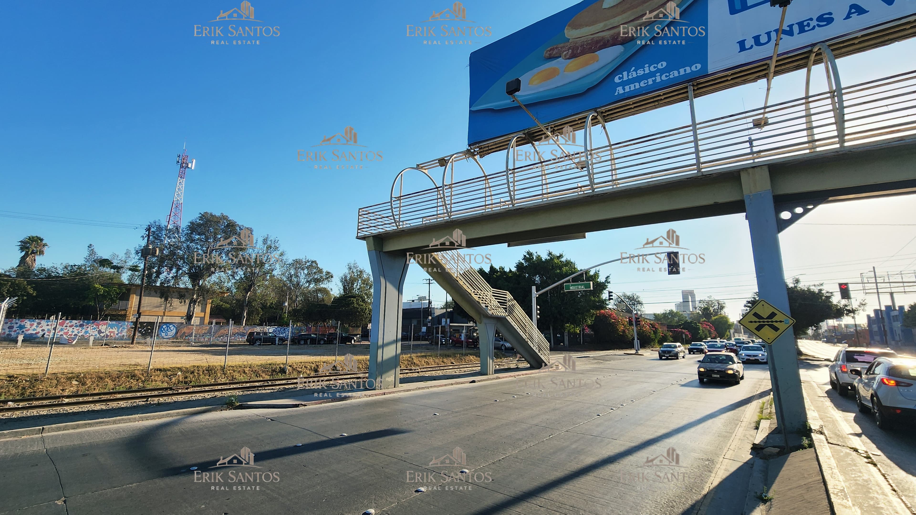 Terreno Comercial "EN RENTA" de 678.70M2 sobre Blvd. Benítez