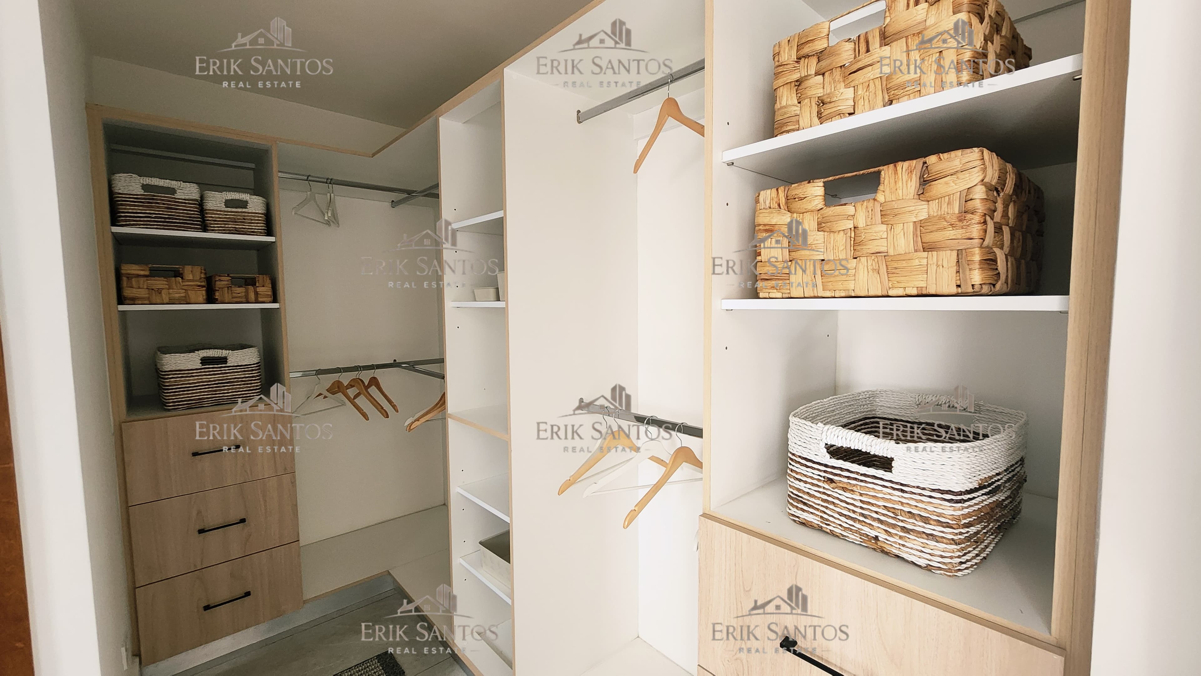 Casas en "VENTA PRIVADA ALTUM AGUA CALIENTE"
