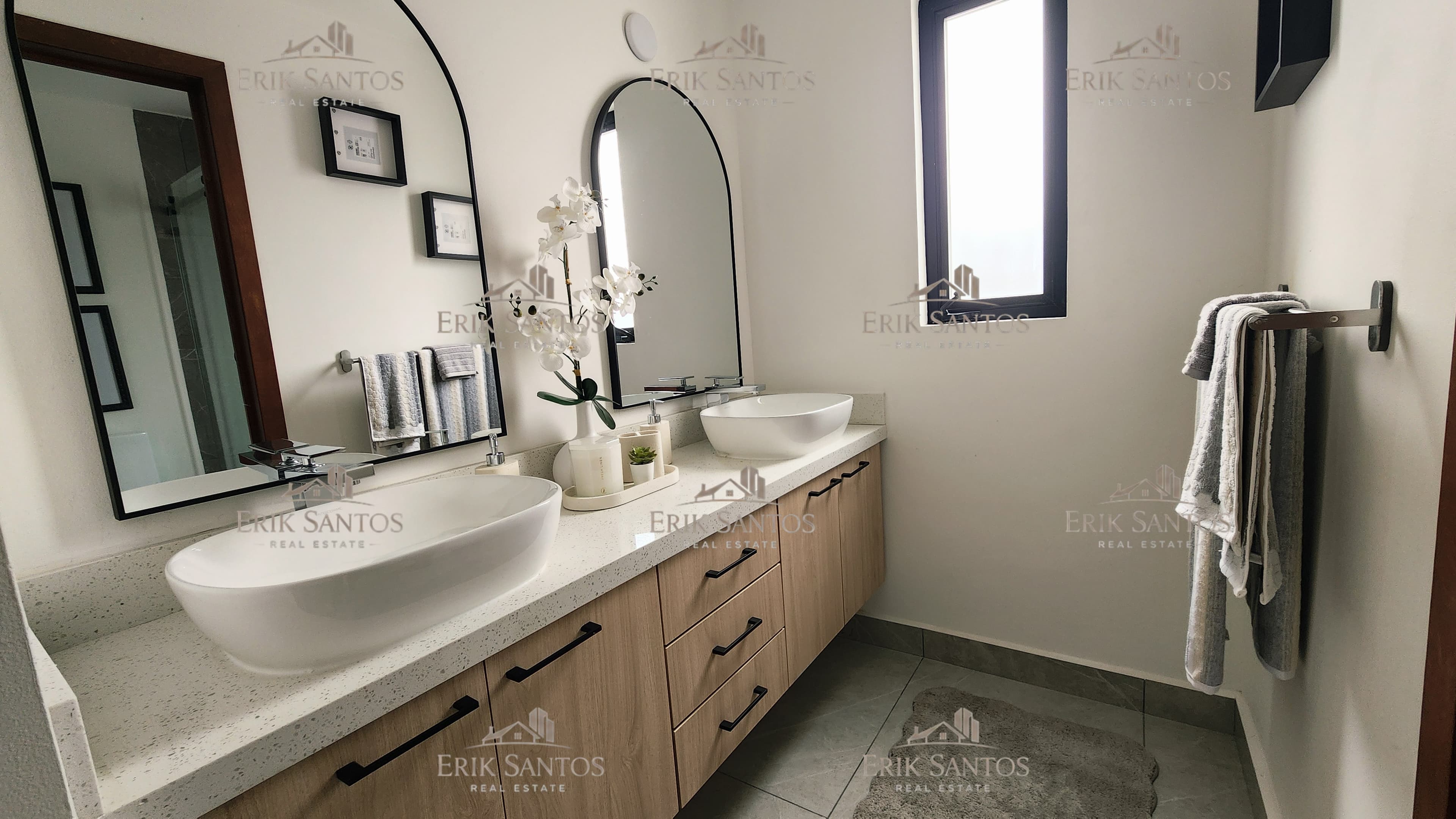 Casas en "VENTA PRIVADA ALTUM AGUA CALIENTE"