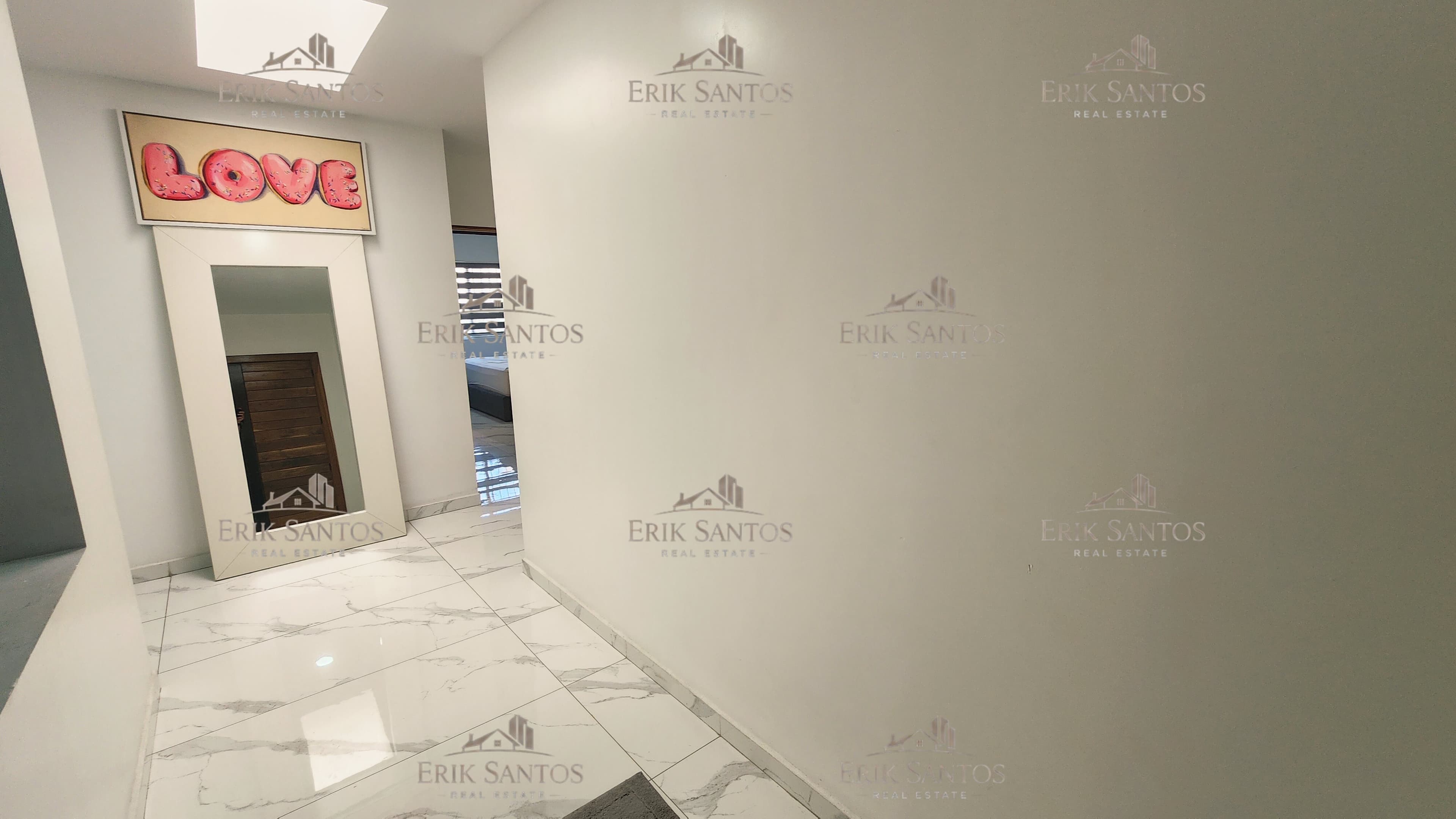 Departamento en "RENTA TOTALMENTE AMUEBLADO" en col. Calete Zona Dorada