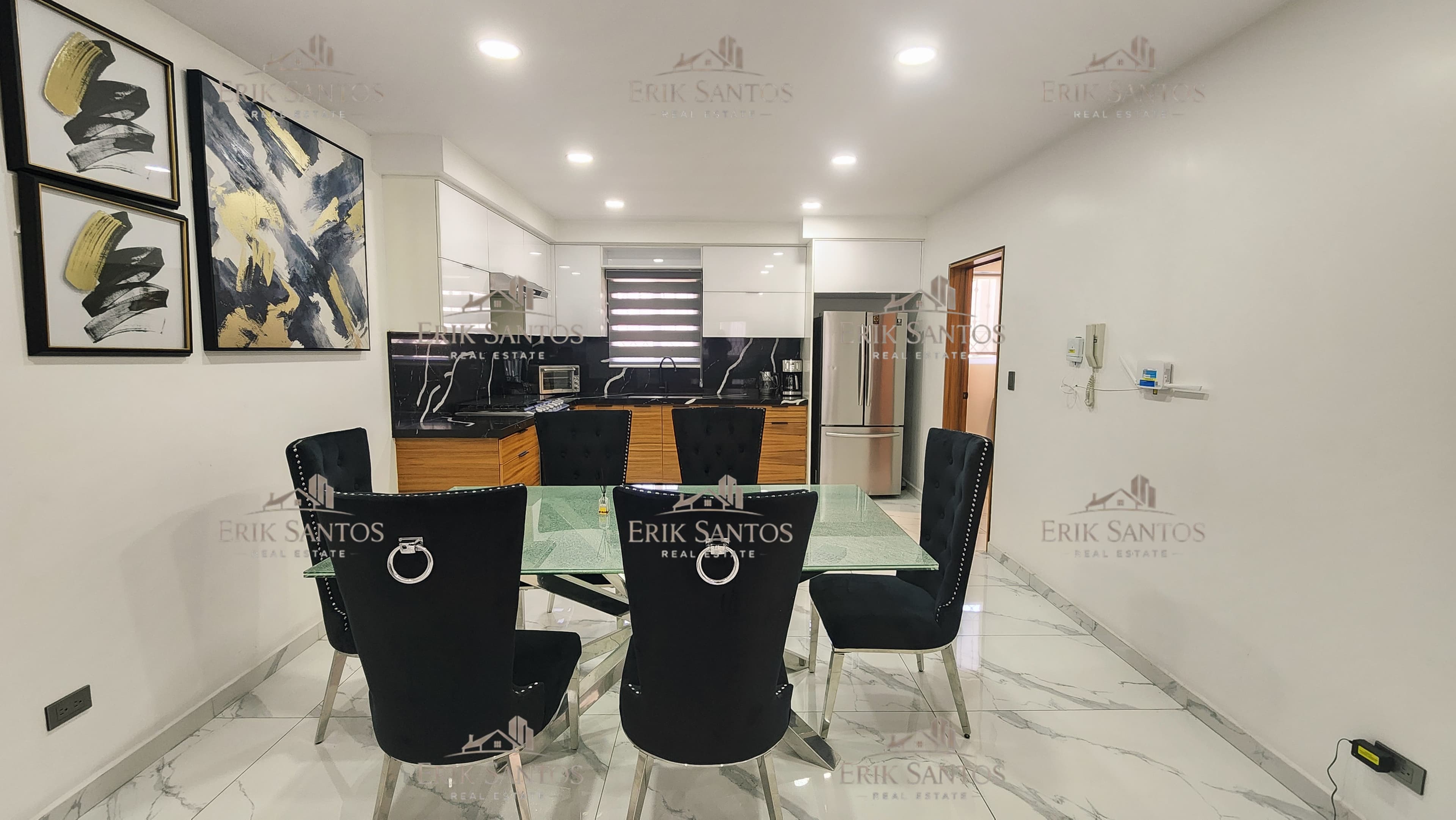 Departamento en "RENTA TOTALMENTE AMUEBLADO" en col. Calete Zona Dorada