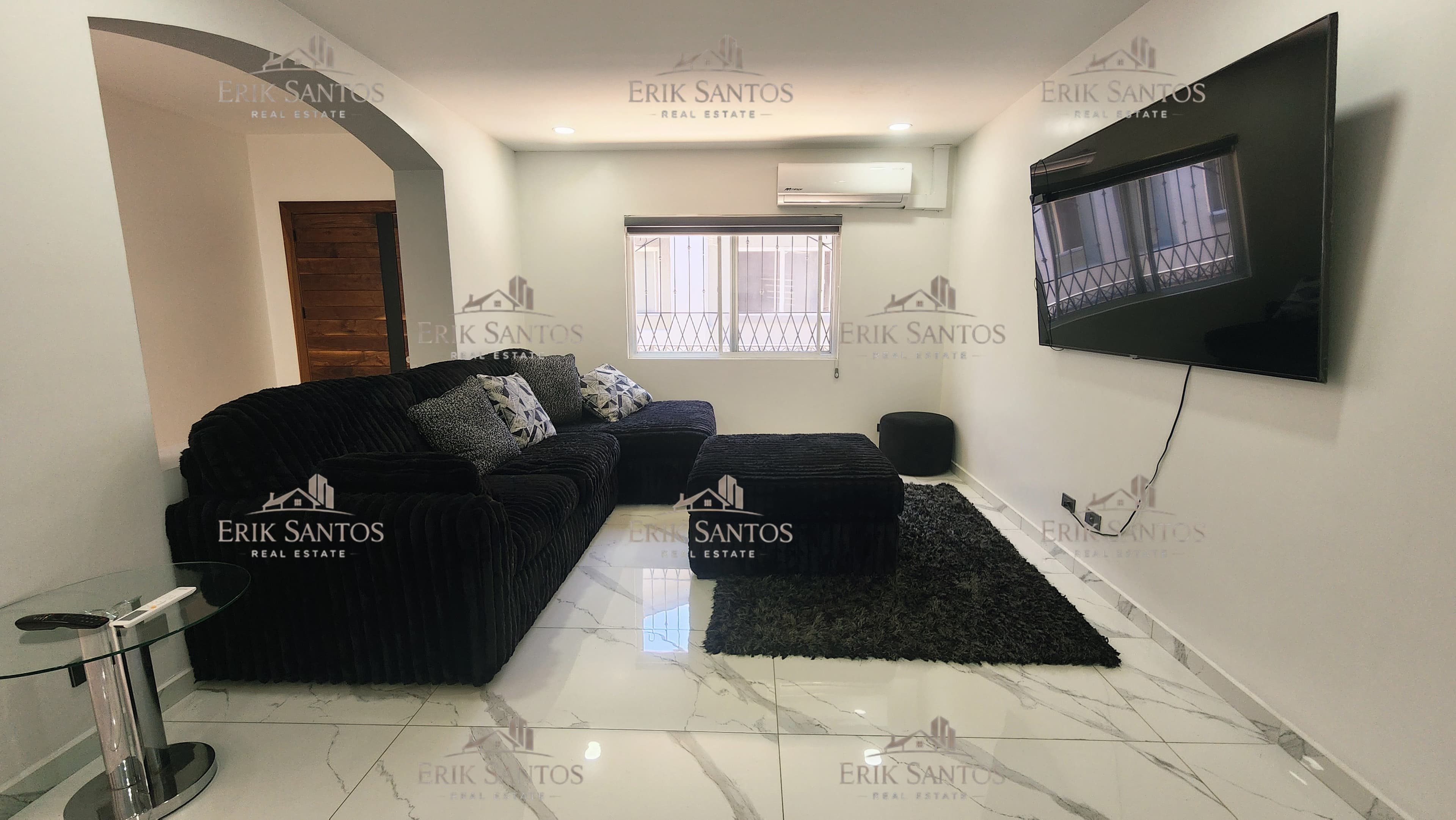 Departamento en "RENTA TOTALMENTE AMUEBLADO" en col. Calete Zona Dorada