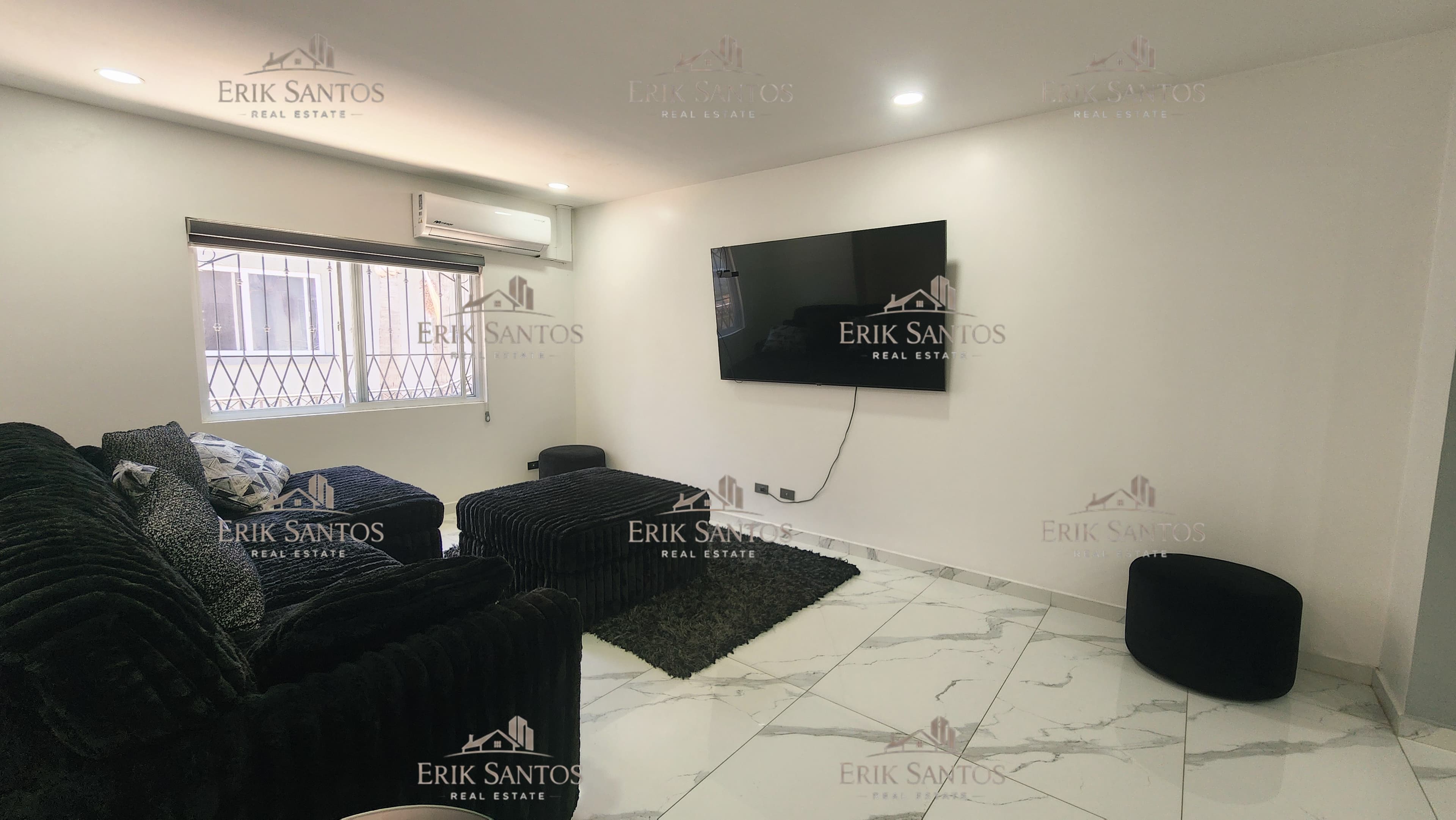 Departamento en "RENTA TOTALMENTE AMUEBLADO" en col. Calete Zona Dorada