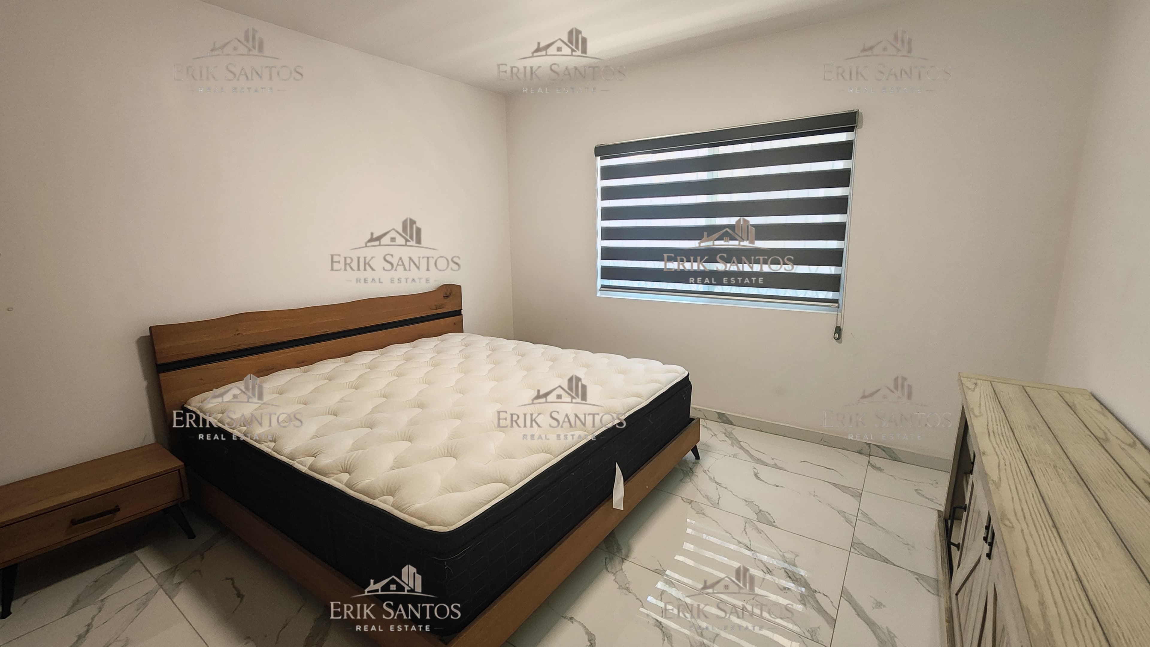 Departamento en "RENTA TOTALMENTE AMUEBLADO" en col. Calete Zona Dorada
