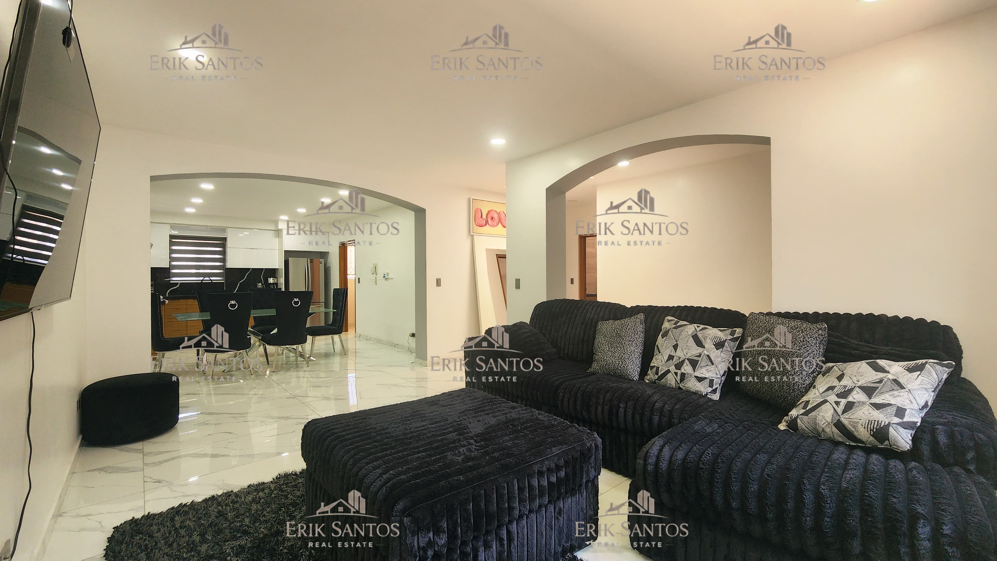 Departamento en "RENTA TOTALMENTE AMUEBLADO" en col. Calete Zona Dorada