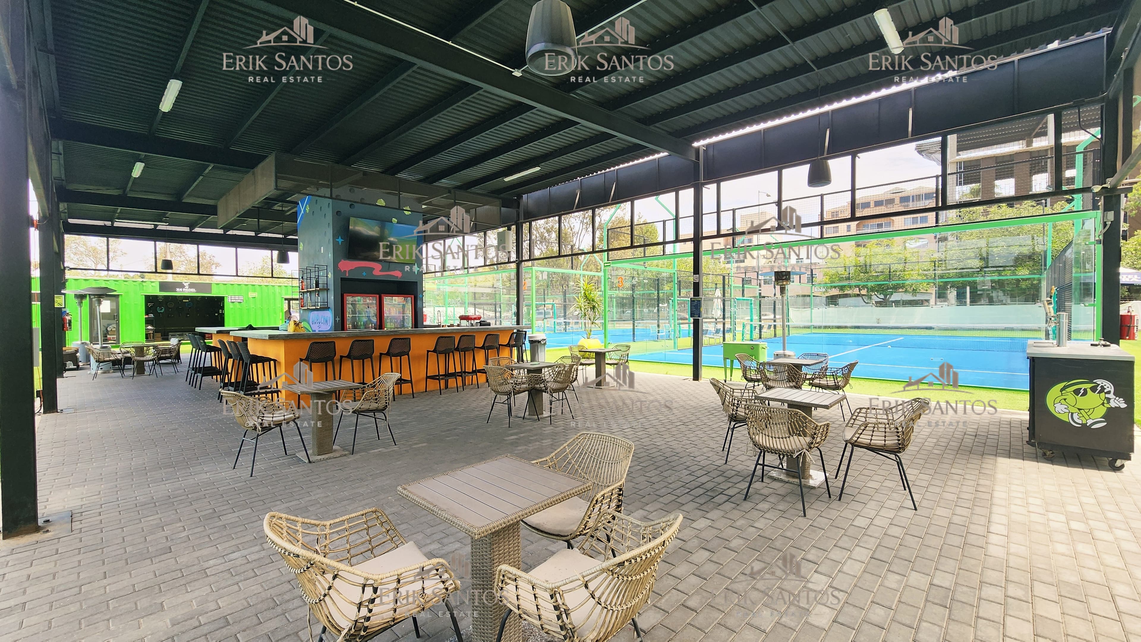 DE OPORTUNIDAD para inversión Club de Pádel "EN TRASPASO" a un lado de New City