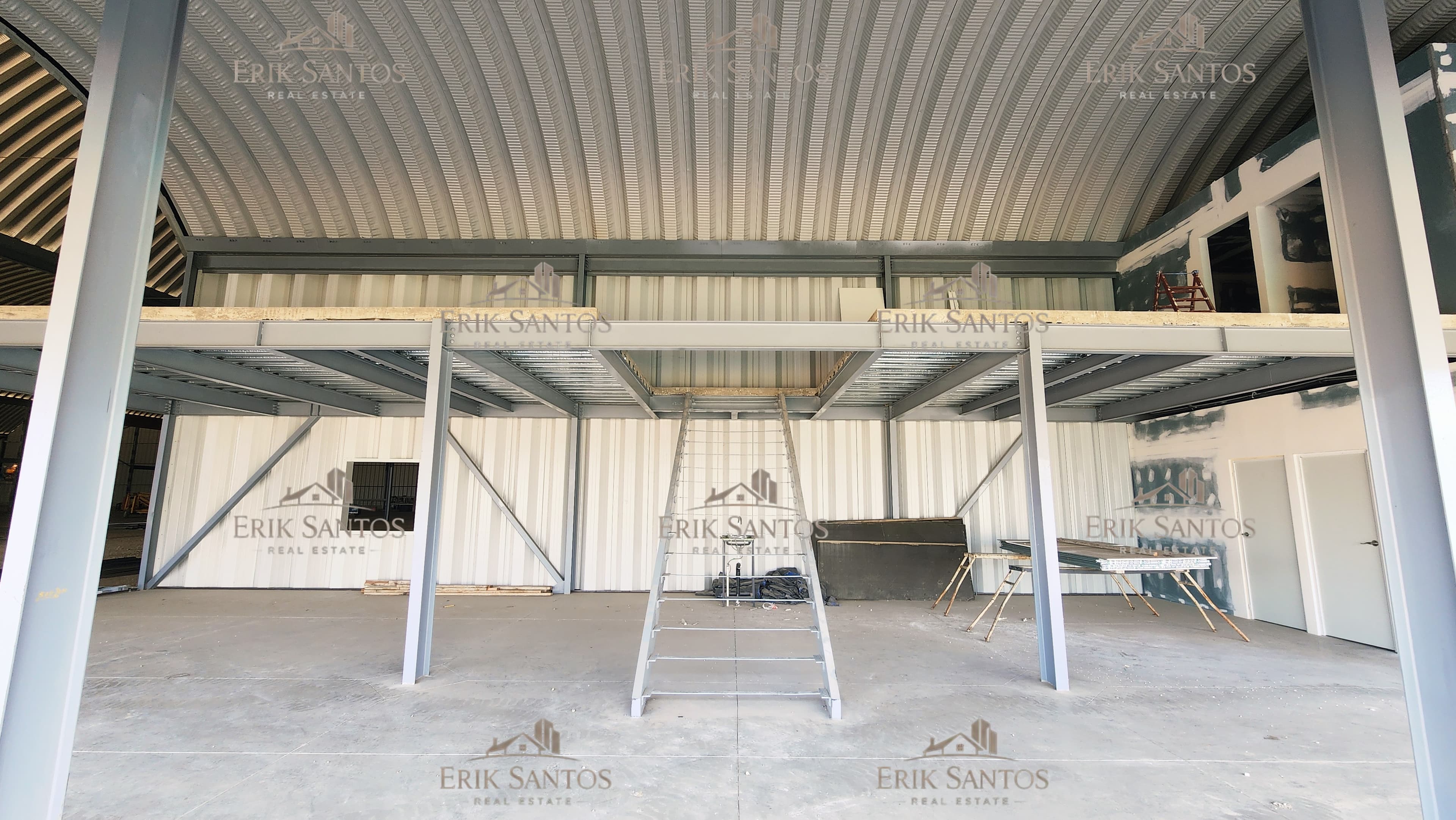 Nave Industrial "NUEVA EN RENTA" de 10,166.40m2
