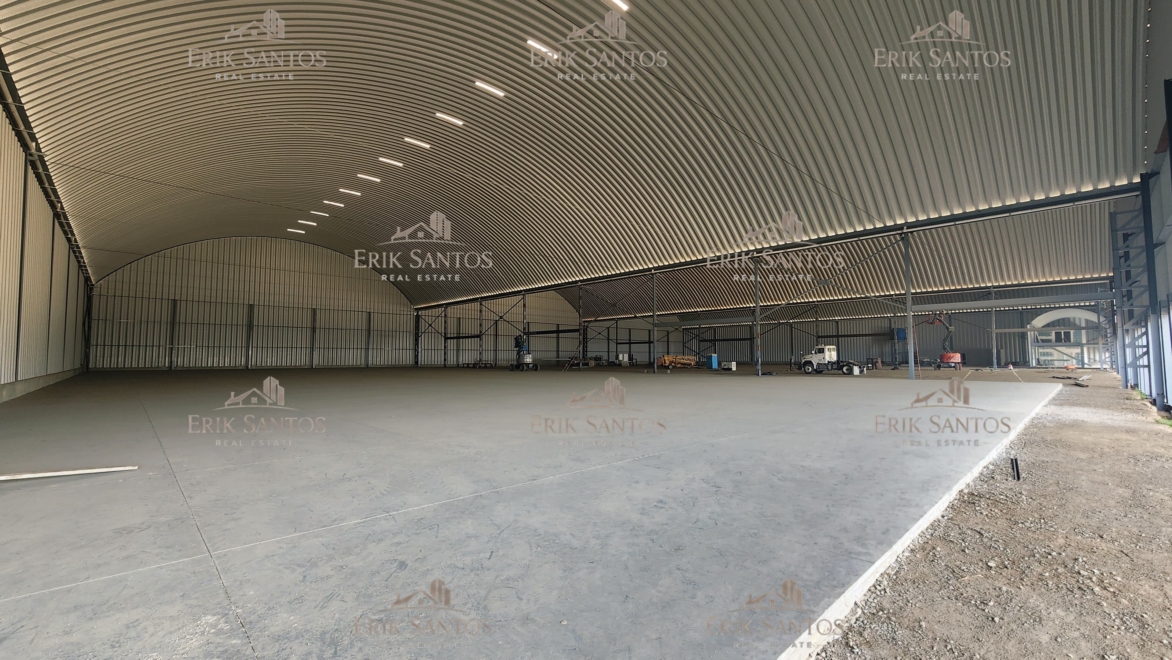 Nave Industrial "NUEVA EN RENTA" de 10,166.40m2