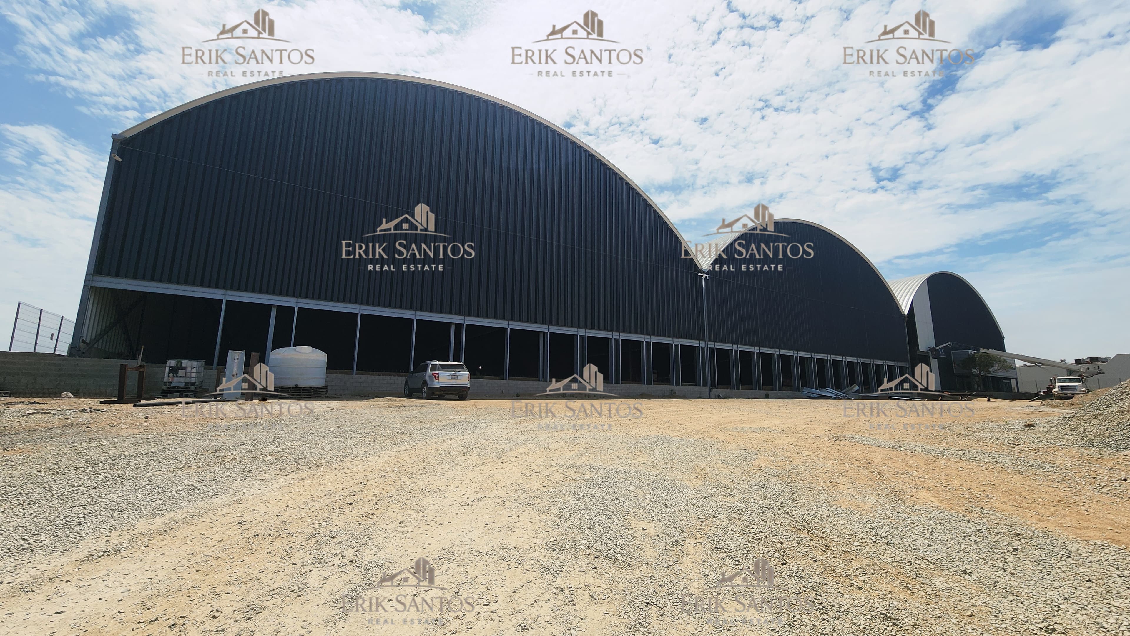 Nave Industrial "NUEVA EN RENTA" de 10,166.40m2