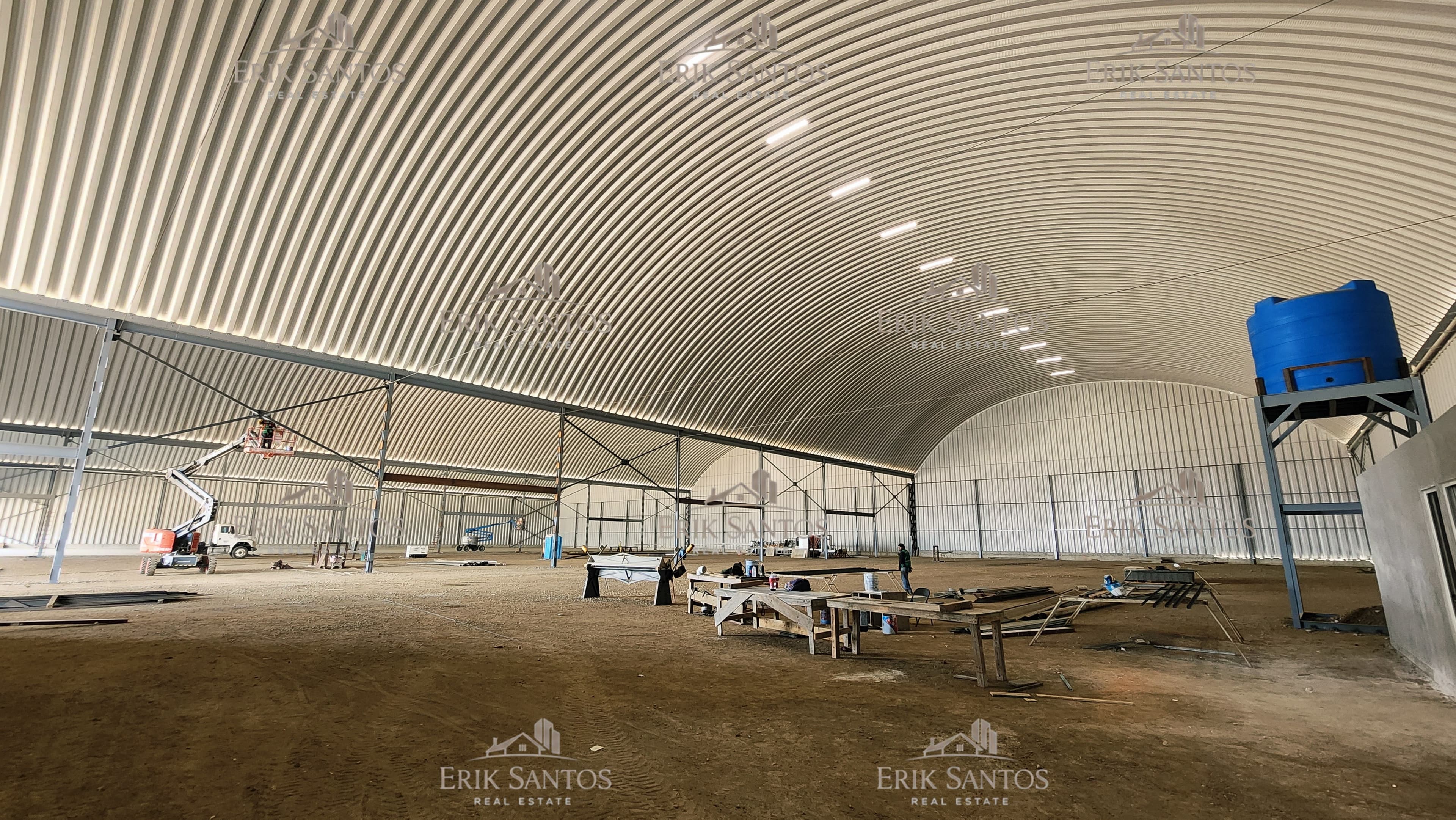 Nave Industrial "NUEVA EN RENTA" de 10,166.40m2