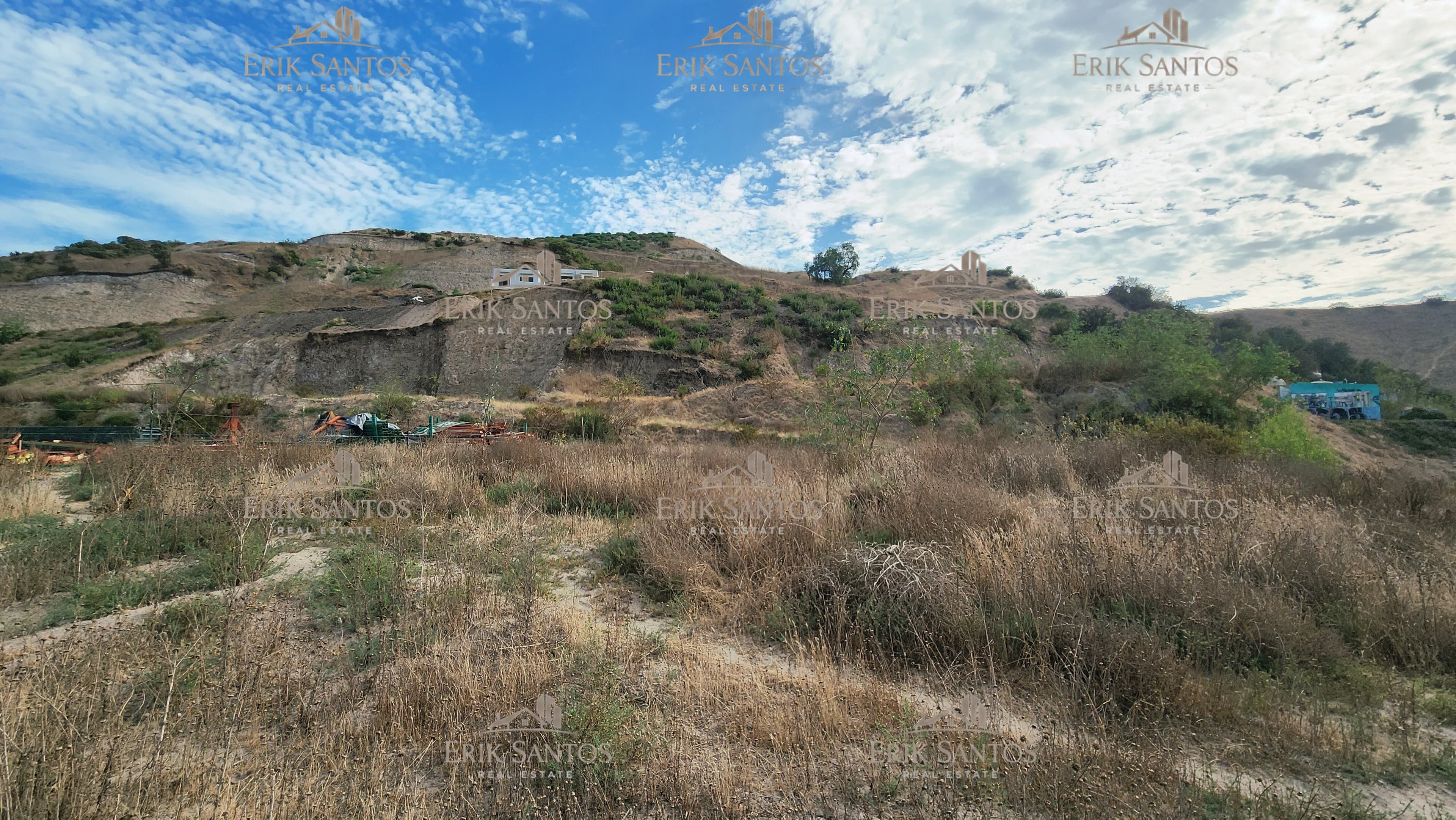 DE OPORTUNIDAD Terreno "EN VENTA" de 250M2 en Valle Sur