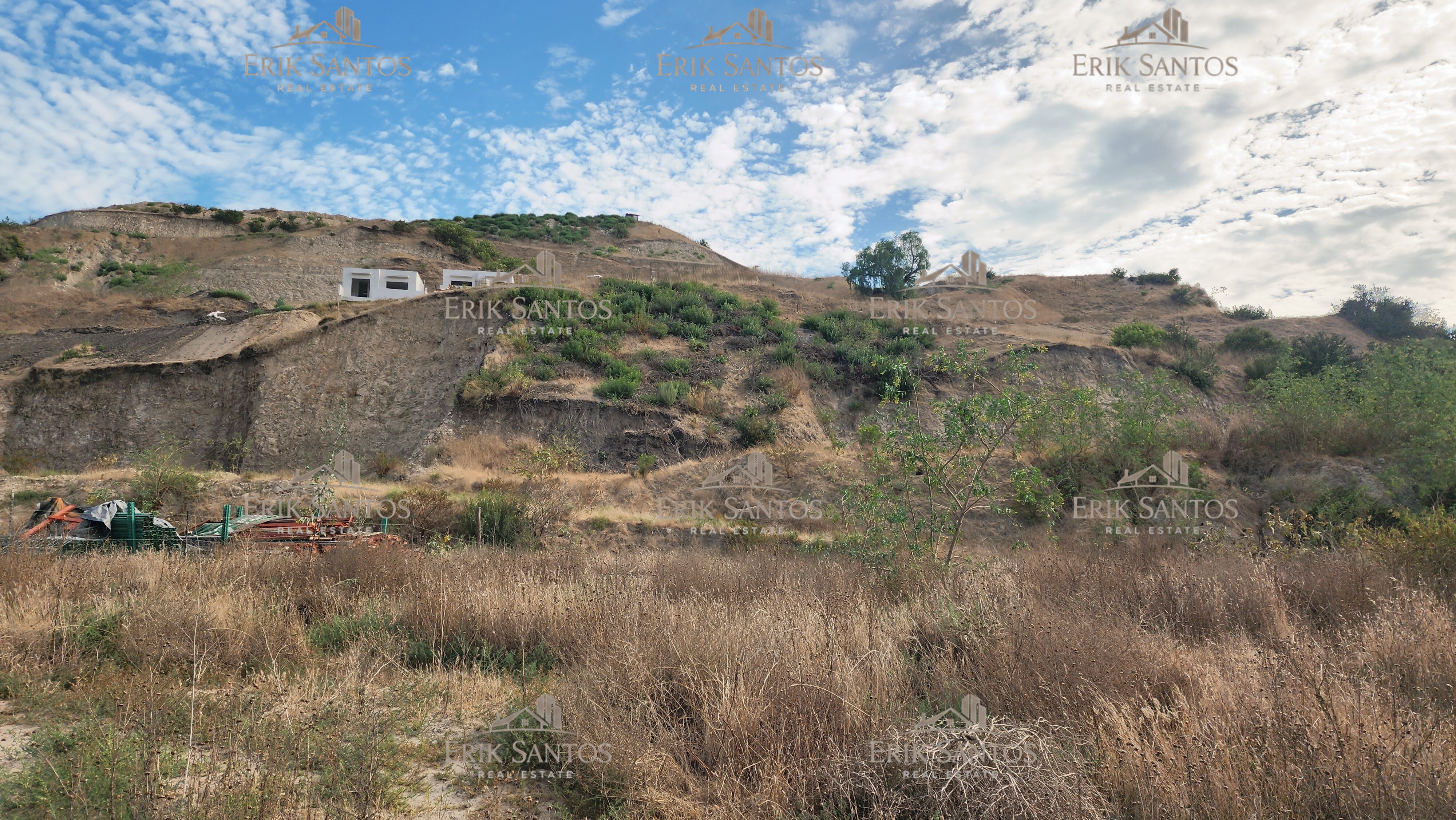 DE OPORTUNIDAD Terreno "EN VENTA" de 250M2 en Valle Sur