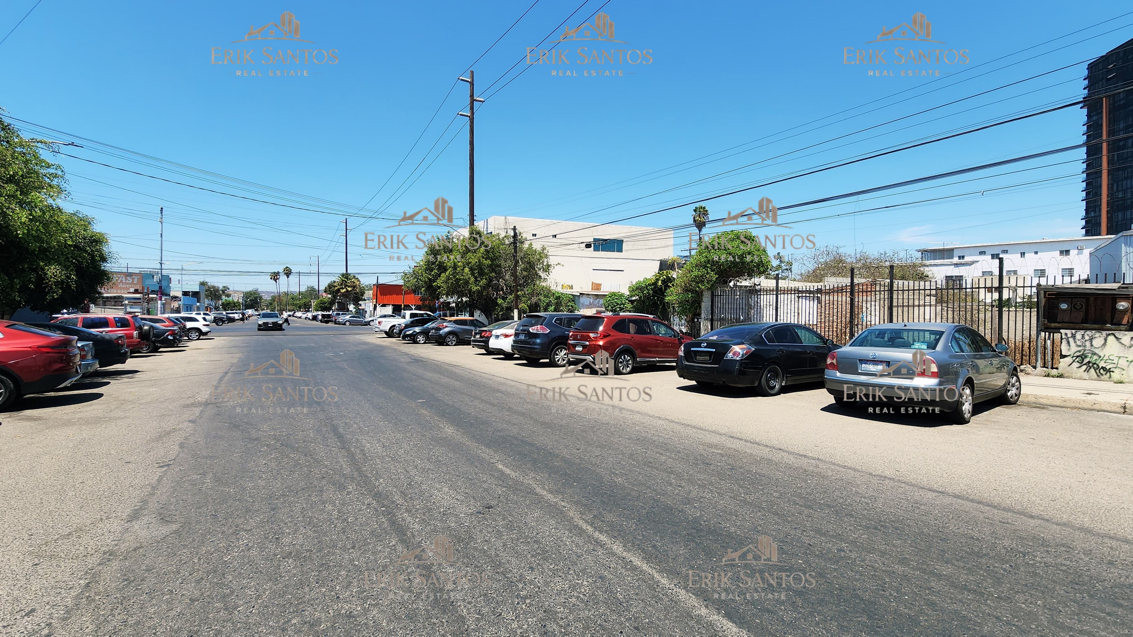 Terreno comercial "EN RENTA" de 328.93M2 en Zona Centro/Zona Rio