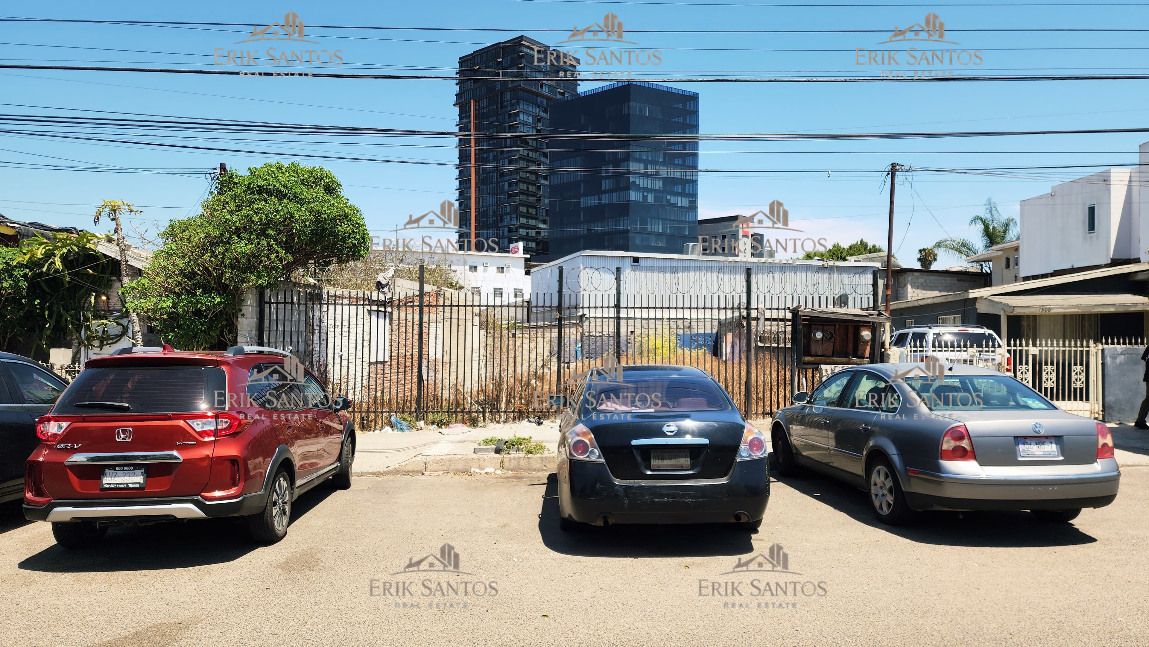 Terreno comercial "EN RENTA" de 328.93M2 en Zona Centro/Zona Rio