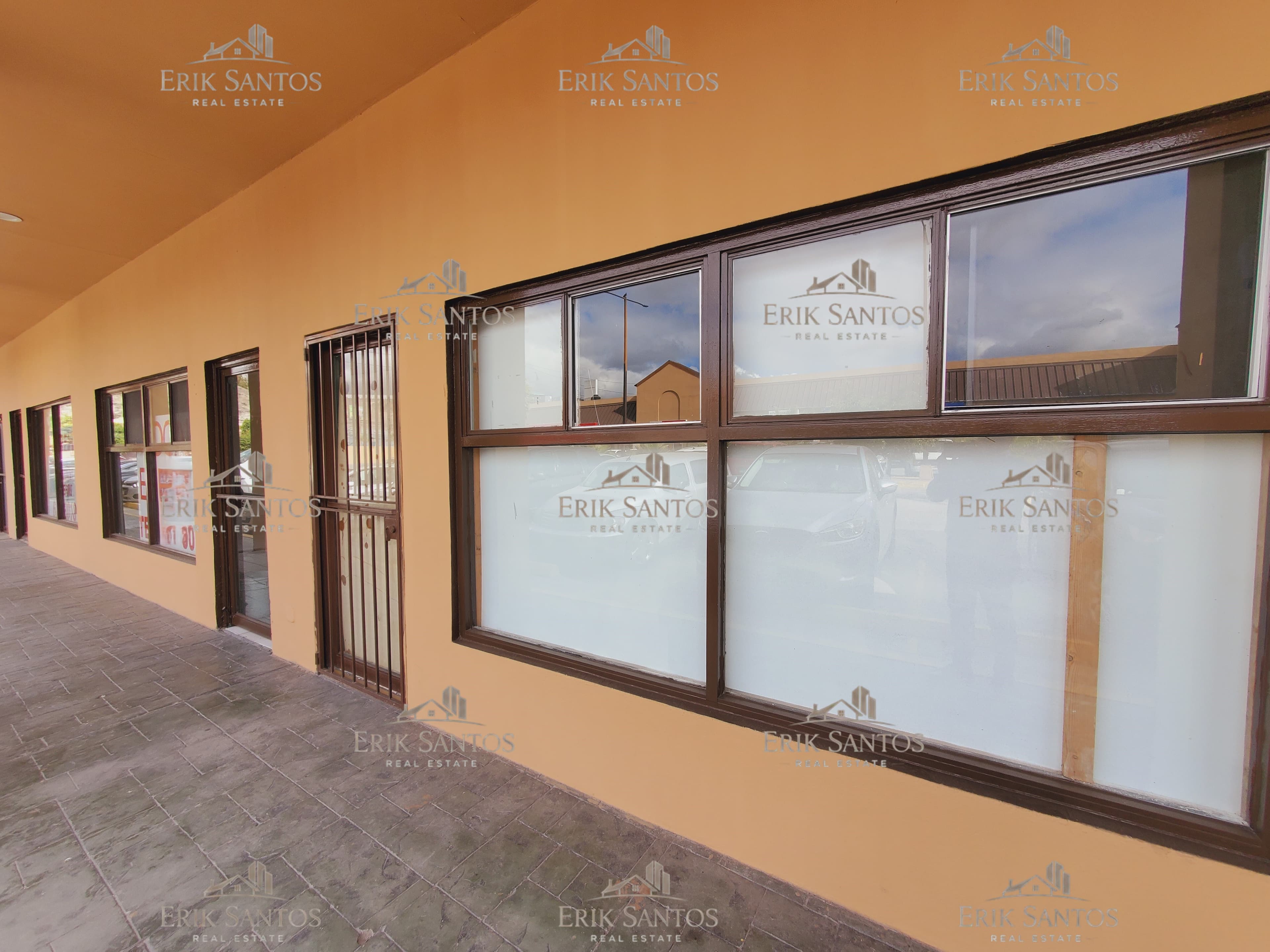 C.C. Insurgentes "SOLO 6 LOCALES DISPONIBLES"