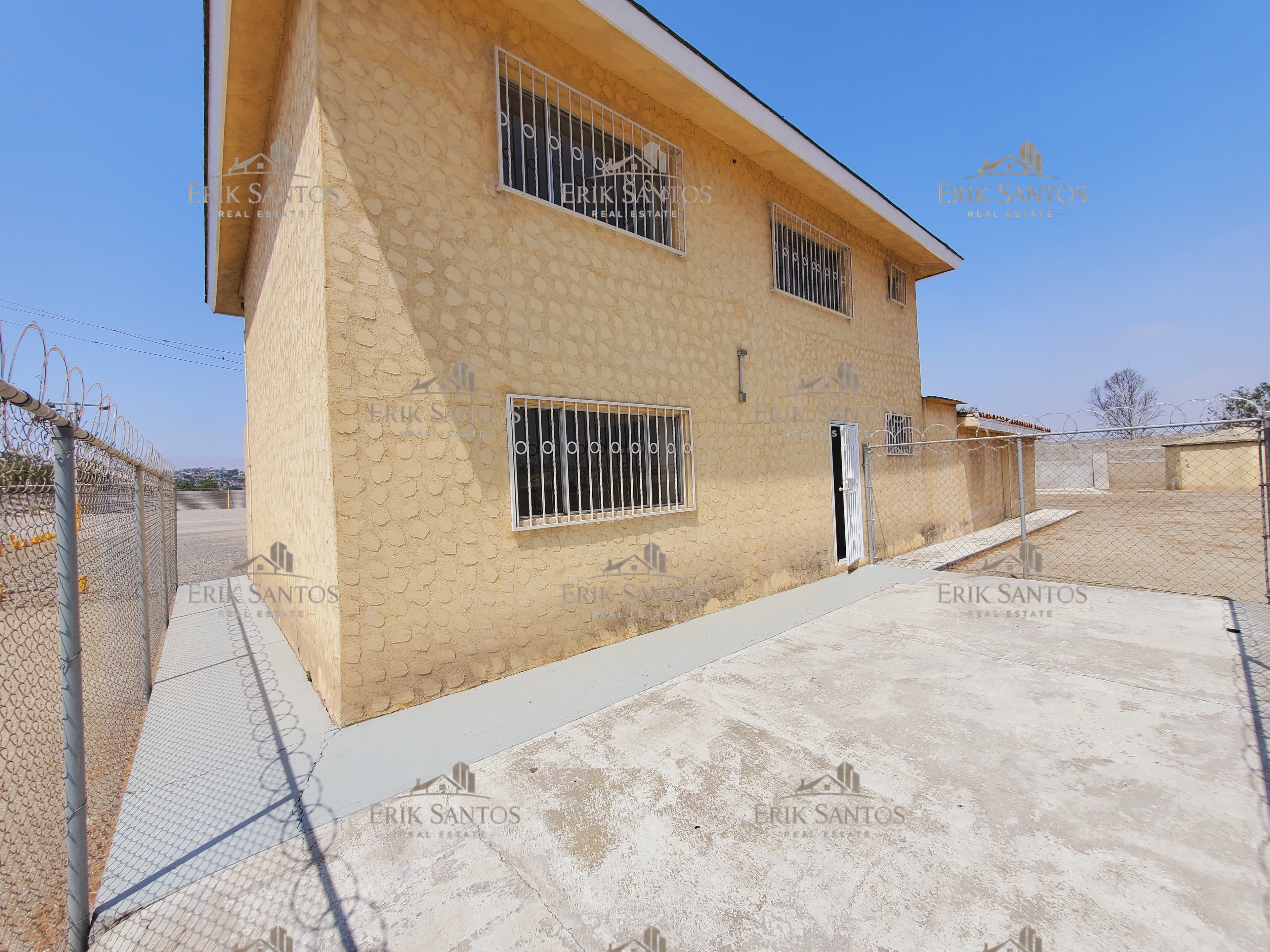"CONSULTAR PRECIO" Terreno en RENTA de 7,144.45M2 especial para "Empresa de Transportes, Yarda Para Trailers.