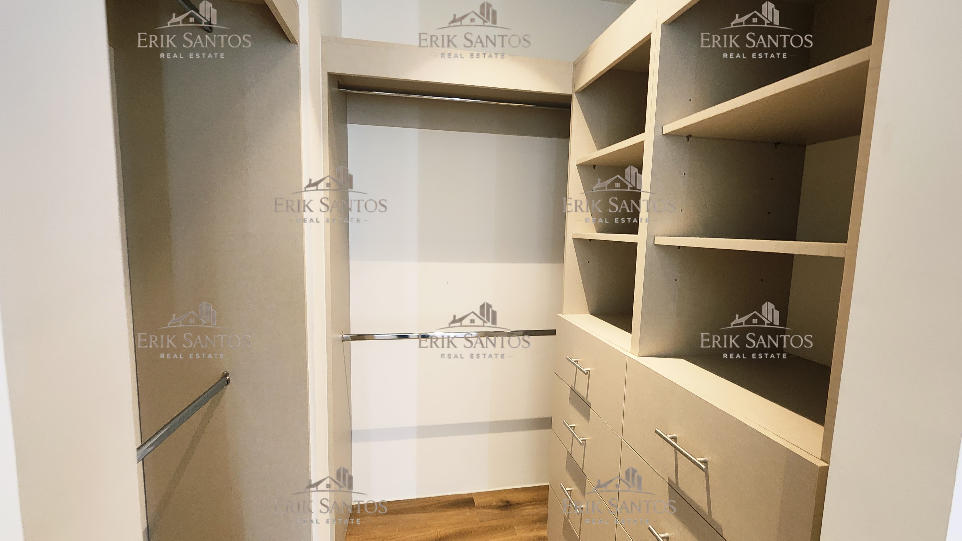 Adamant Grand departamento en RENTA