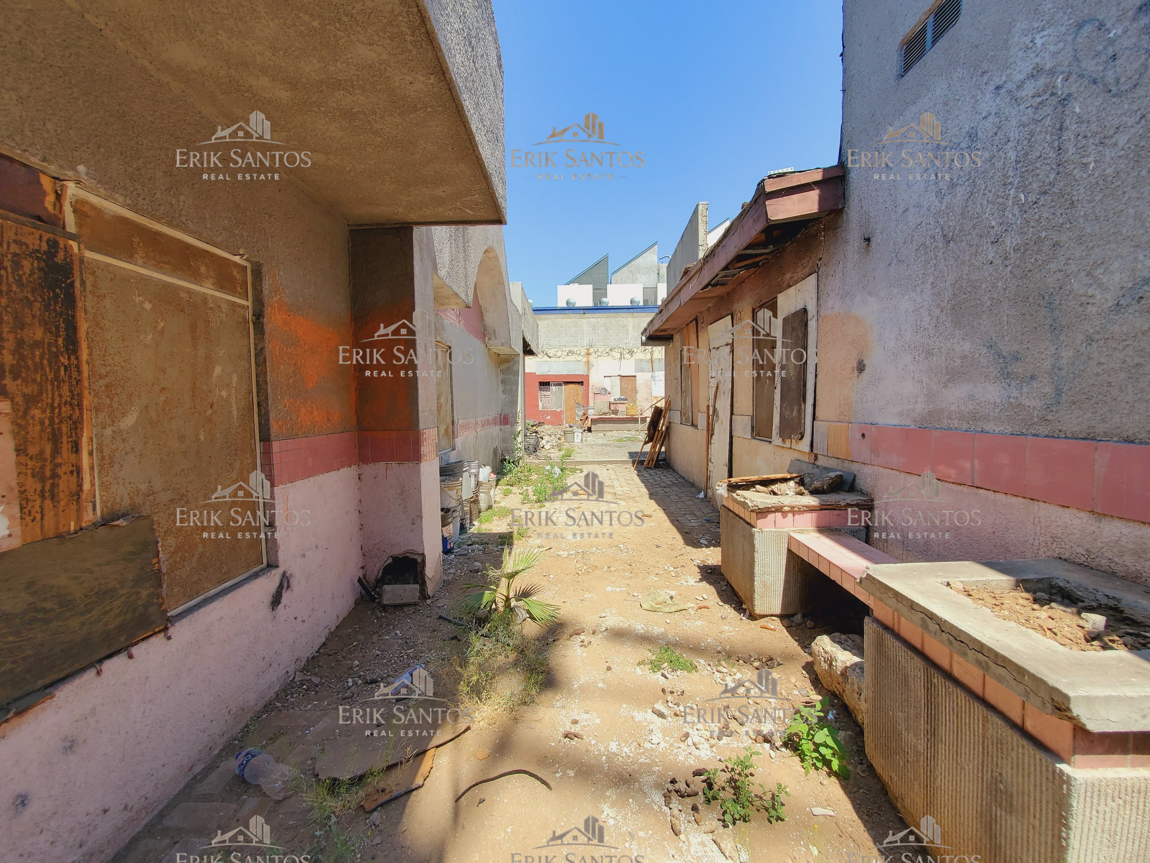 Terreno comercial en VENTA en Blvd. Agua Caliente
