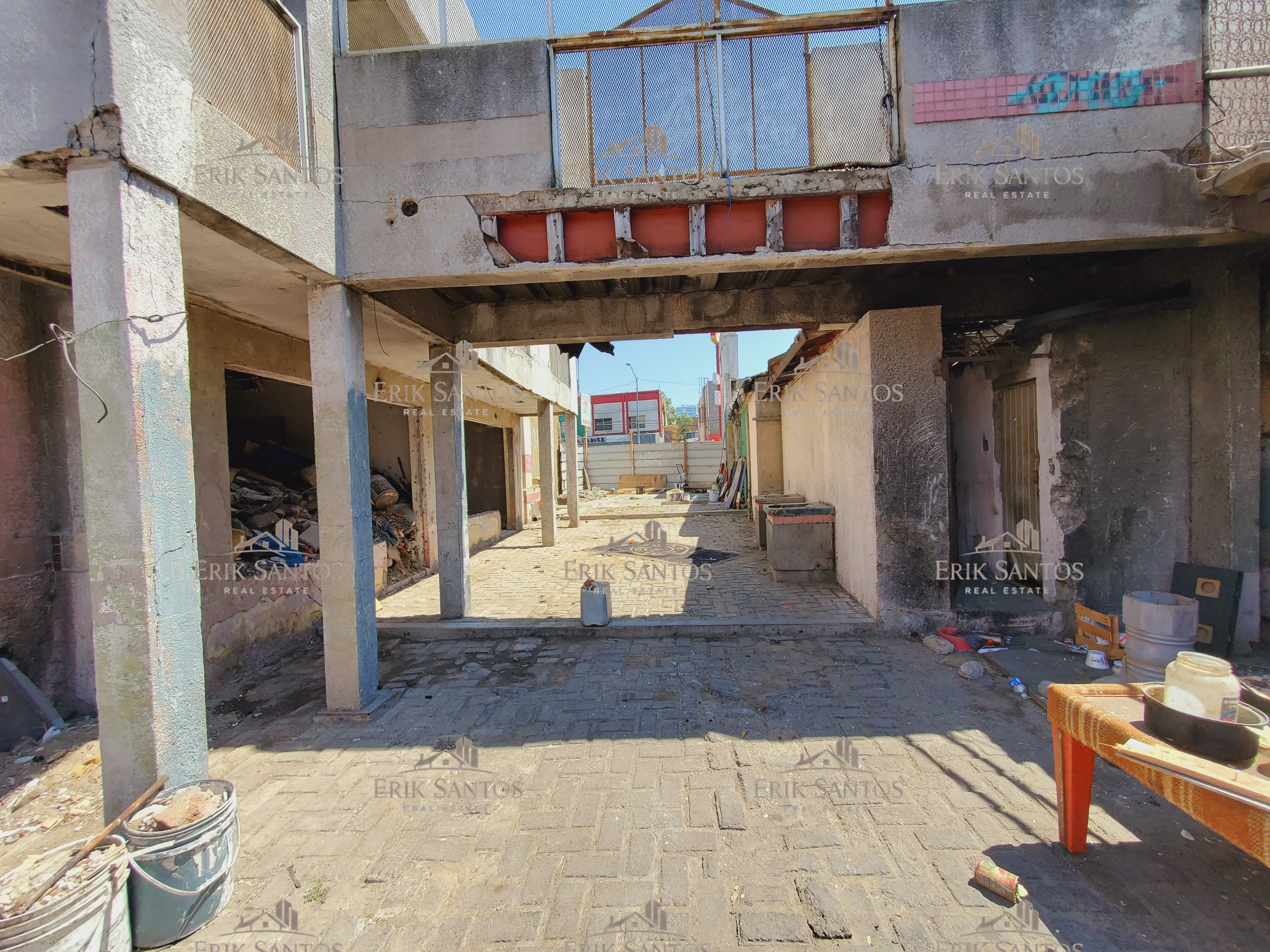 Terreno comercial en VENTA en Blvd. Agua Caliente