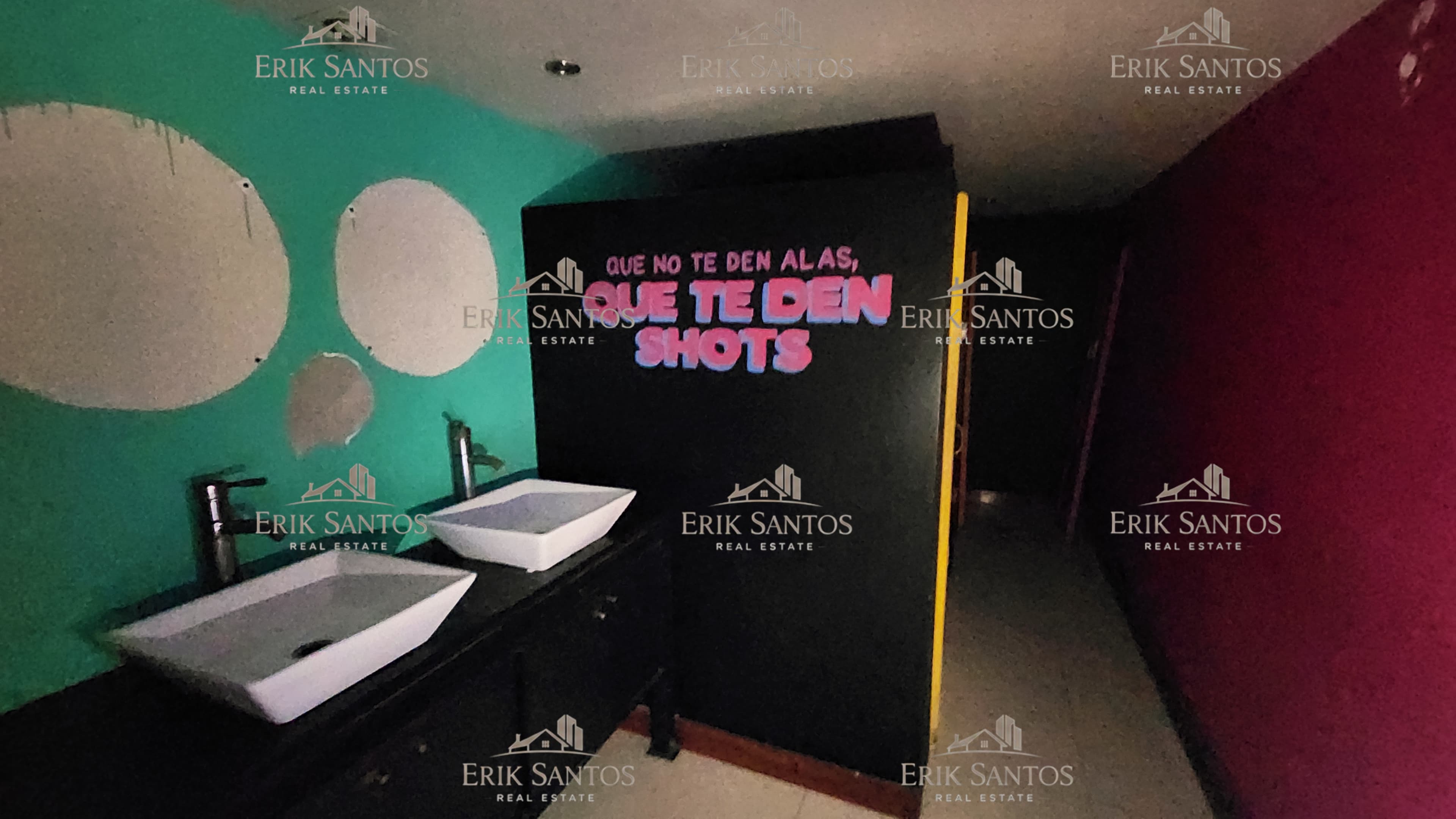 Local comercial en RENTA en Plaza Marub Zona Rio