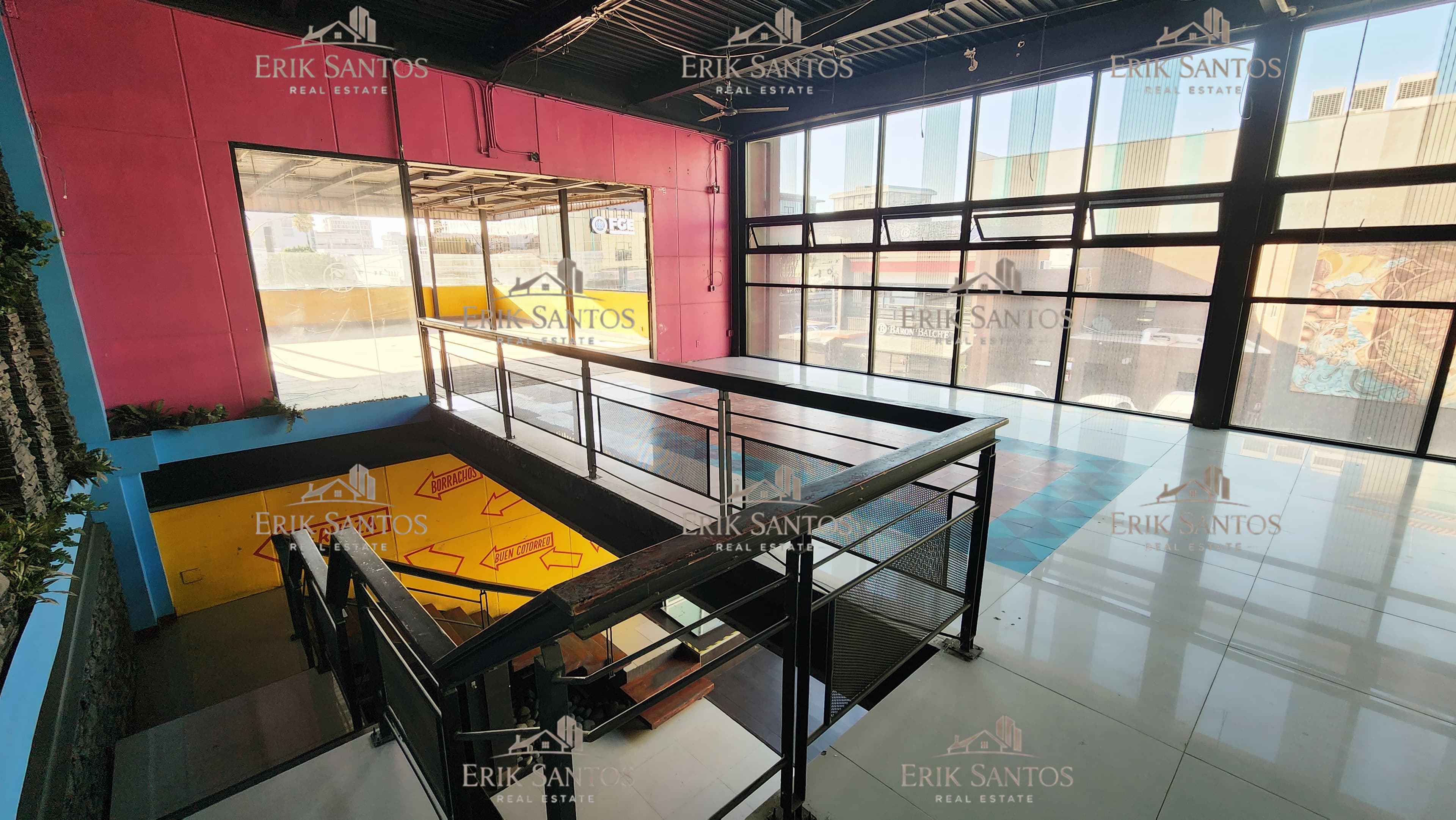 Local comercial en RENTA en Plaza Marub Zona Rio