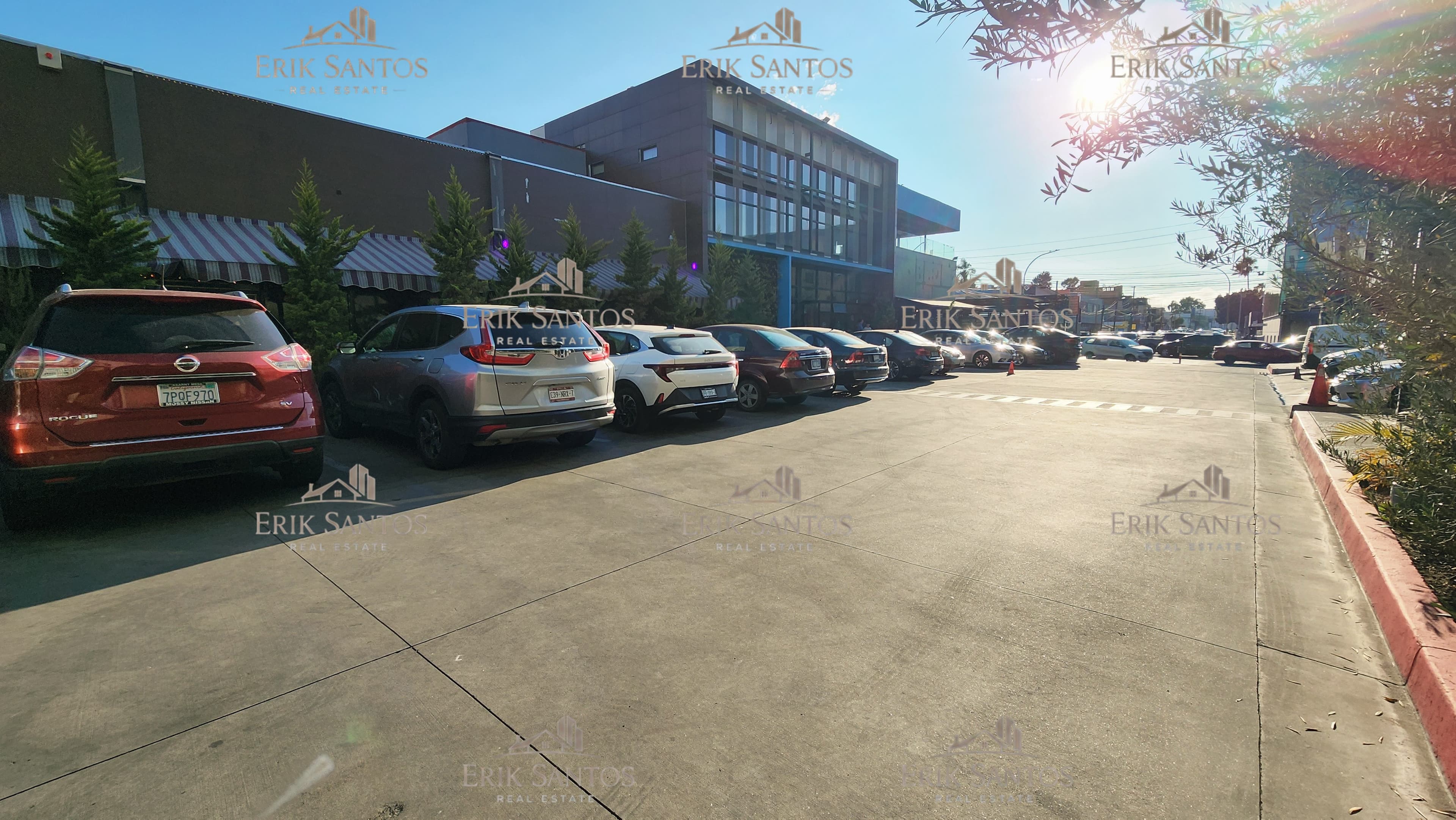 Local comercial en RENTA en Plaza Marub Zona Rio